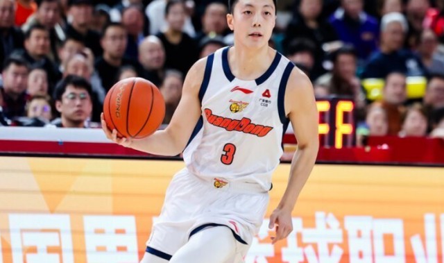 开云体育官网-广东大胜送四川17连败：胡明轩26分超朱芳雨 奎因36+11+6+6