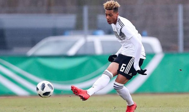 开云-像哥哥那样改投德国队，但小恩梅沙的前路不会平坦